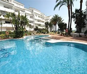 https://heritage-resorts-marbesa-club.es-andalucia.com